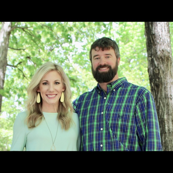 Meet your Posher, Brooke - Picture 1 of 1